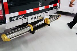 D22 皮卡外观                                                图片