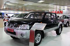 2013款郑州日产 D22 豪华型 2.4L汽油 四驱 双排皮卡