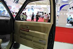 2013款郑州日产 D22 豪华型 2.4L汽油 四驱 双排皮卡