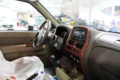 2013款郑州日产 D22 豪华型 2.4L汽油 四驱 双排皮卡