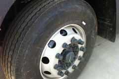东风商用车 天锦 180马力 4X2 运油车(醒狮牌)(DFL5160GJYBX)