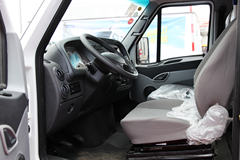 南京依维柯 宝迪 A32增强版  封闭厢式货车