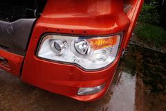 联合卡车U340 340马力 8X4 7.2米自卸车(SQR3311D6T6-5) 联合卡车U340 340马力 8X4 7.2米自卸车(SQR3311D6T6-5)