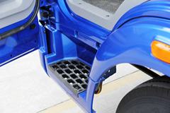 中国重汽HOWO 悍将 109马力 3360轴距轻卡底盘(中体)