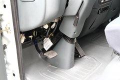 跃进 上骏X101-33 112马力 4.18米单排栏板轻卡(索菲姆)(NJ1041DCFT)