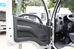 跃进 上骏X101-33 112马力 4.18米单排栏板轻卡(索菲姆)(NJ1041DCFT)