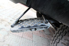 上汽红岩 新金刚重卡 336马力 6X4 5.6米自卸车(U型斗新型渣土车)(CQ3255HTG384)