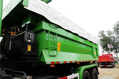 上汽红岩 新金刚重卡 336马力 6X4 5.6米自卸车(U型斗新型渣土车)(CQ3255HTG384)