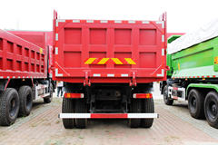 上汽红岩 杰狮C100重卡 350马力 6X4 5.8米自卸车(CQ3255HTG404)