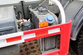 重汽豪沃(HOWO)底盘&nbsp;混凝土搅拌车底盘                                                图片