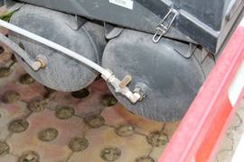 重汽豪沃(HOWO)底盘&nbsp;混凝土搅拌车底盘                                                图片