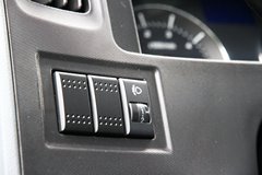 跃进 帅虎H300-33 102马力 3308轴距 4.24米单排轻卡底盘(NJ1042DBFT4)