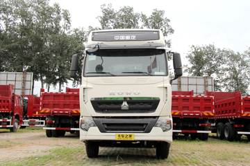 中国重汽 HOWO T7H重卡 400马力 6X4危化品牵引车(3.08速比)(ZZ4257V324HE1W)