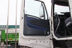 中国重汽 HOWO T7H重卡 400马力 6X4牵引车(ZZ4257V324HD1B)