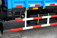 跃进 帅虎H500 113马力 5.1米单排栏板轻卡(扬柴)(NJ1050DCJT5)