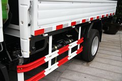 跃进 上骏X501-38 141马力 5.1米单排栏板轻卡(5挡)(NJ1050DDJT)