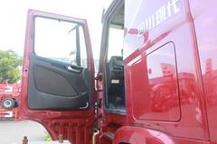 四川现代 创虎XCIENTP410重卡 410马力 6X4牵引车(CHM4250KPQ49M)