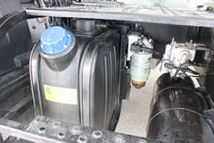 四川现代 创虎XCIENTP410重卡 410马力 6X4牵引车(CHM4250KPQ49M)