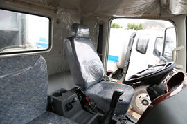 凯沃达&nbsp;垃圾运输车驾驶室图片