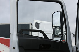 凯沃达&nbsp;垃圾运输车驾驶室图片