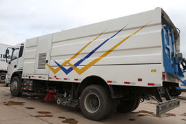 凯沃达&nbsp;扫路车外观图片