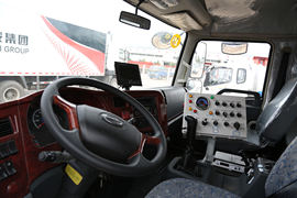 凯沃达&nbsp;扫路车驾驶室图片