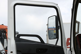 凯沃达&nbsp;扫路车驾驶室图片