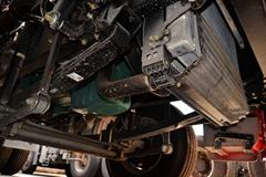 一汽解放 J6P重卡 350马力 4X2牵引车(CA4180P66K2HE4X)