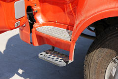 东风 凯普特XL中卡 160马力 4X2 6.7米排半栏板载货车(DFA1160L15D7) 东风 凯普特XL中卡 160马力 4X2 6.7米排半栏板载货车(DFA1160L15D7)