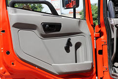 东风 凯普特XL中卡 160马力 4X2 6.7米排半栏板载货车(DFA1160L15D7) 东风 凯普特XL中卡 160马力 4X2 6.7米排半栏板载货车(DFA1160L15D7)