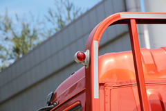 东风 多利卡L系列 124马力 4X2 6.2米栏板载货车