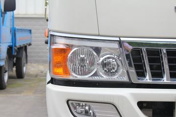 ���� ���� 82���� 3.3�׵��������ῨͼƬ