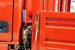 东风 多利卡D6 115马力 4.15米单排栏板轻卡(DFA1041S11D2)