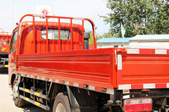 东风 多利卡D6 115马力 4.15米单排栏板轻卡(DFA1041S11D2)