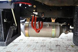 领骐&nbsp;载货车底盘                                                图片