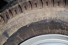 金杯 骐运 95马力 4X2 3350轴距双排轻卡底盘(SY1044SAVSQ)