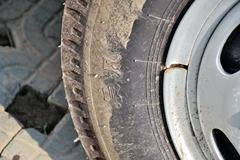 金杯 骐运 95马力 4X2 3350轴距双排轻卡底盘(SY1044SAVSQ)