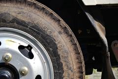 金杯 骐运 95马力 4X2 3350轴距双排轻卡底盘(SY1044SAVSQ)