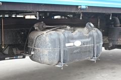 江淮 好微 1.3L 82马力 汽油 2.7米单排栏板微卡