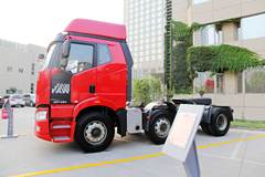 一汽解放 J6P重卡 2013款 390马力 6X2牵引车(CA4250P66K24T3HE4)