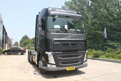 沃尔沃 新FH重卡 460马力 6X2R牵引车