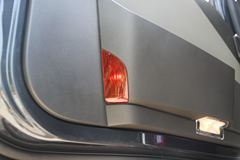 沃尔沃 新FH重卡 460马力 6X2R牵引车