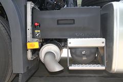 沃尔沃 新FH重卡 460马力 6X2R牵引车