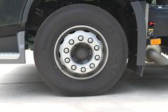 沃尔沃 新FH重卡 460马力 6X2R牵引车