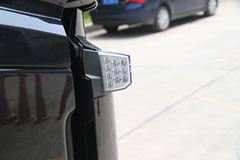 沃尔沃 新FH重卡 460马力 6X2R牵引车