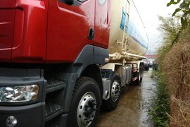 乘龙M3&nbsp;粉粒物料运输车外观图片