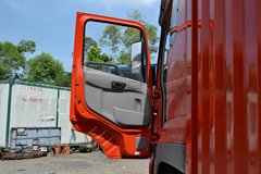 东风商用车 天龙重卡 220马力 6X2 9.7米厢式载货车(DFC5203XXYA2)