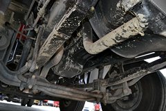 东风商用车 天龙重卡 220马力 6X2 9.7米厢式载货车(DFC5203XXYA2)