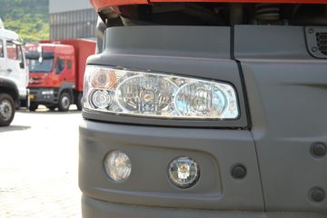 �������� ����M5�ؿ� 280���� 8X4 8.2����ʽ�ػ���(LZ5311JSQQELA)ͼƬ