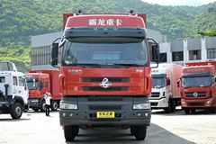 东风柳汽 乘龙M5重卡 280马力 8X4 8.2米厢式载货车(LZ5311JSQQELA)